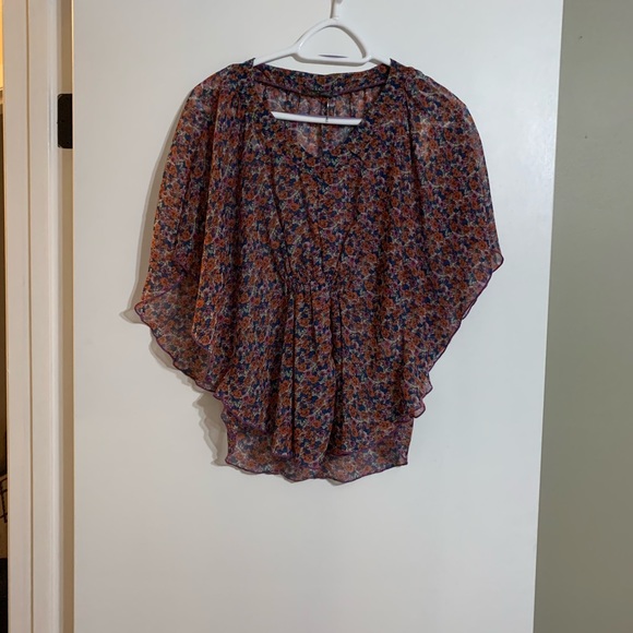 Floral Blouse - Picture 5 of 5
